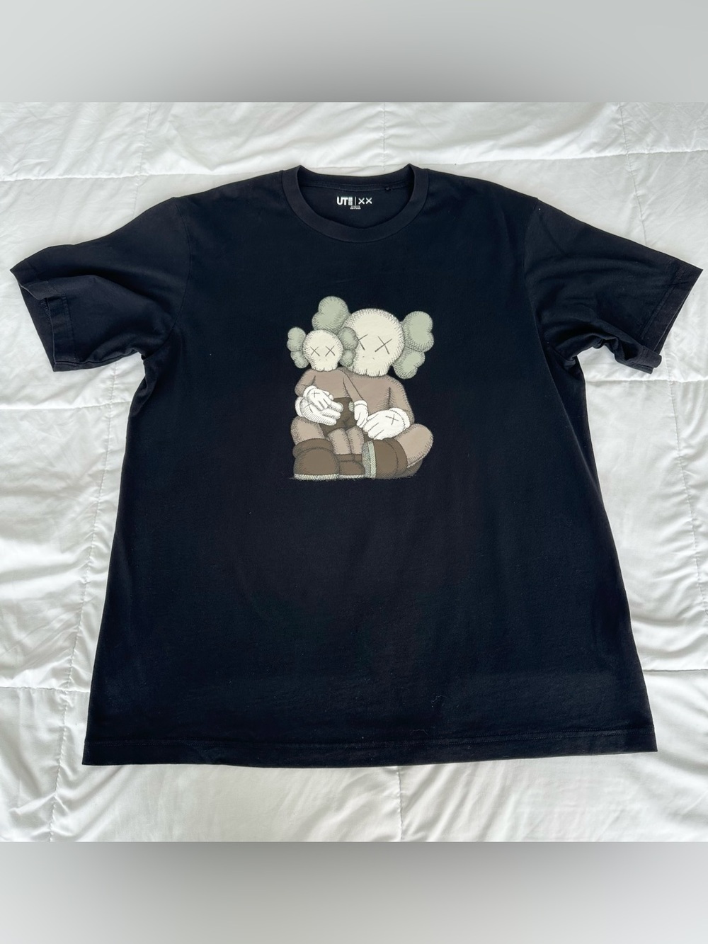 Uniqlo + Kaws T-shirt